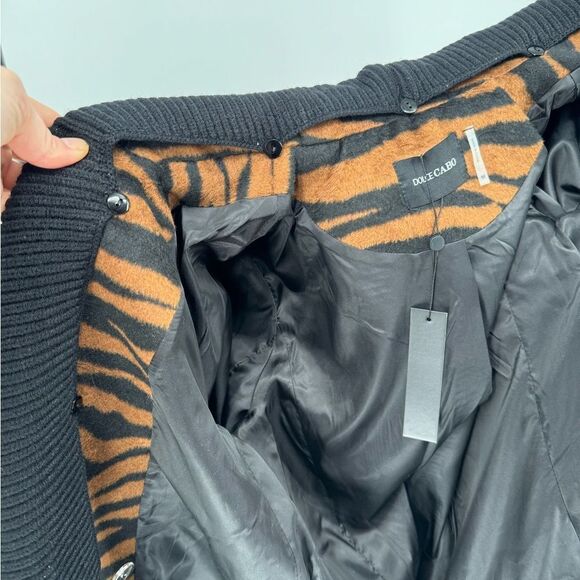 NWT Dolce Cabo Double Breasted Coat with Removable Knit Collar Brown Zebra Small - Picture 7 of 9